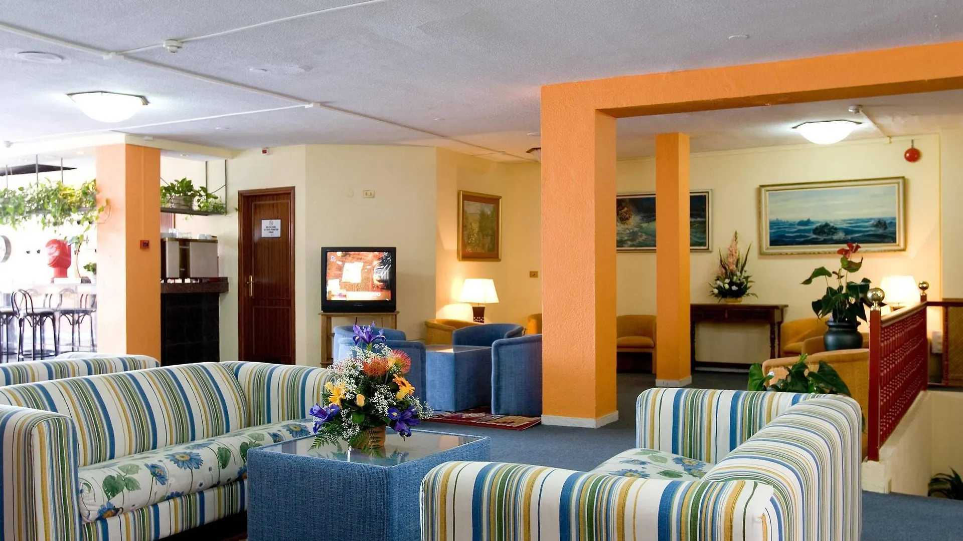 Globales Acuario Hotel Puerto de la Cruz   Puerto de la Cruz (Tenerife)